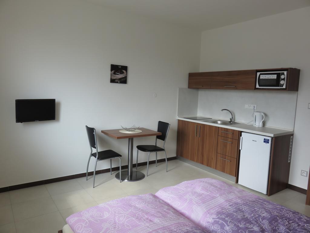 Penzion U Dulíka Veselí nad Moravou Quarto foto
